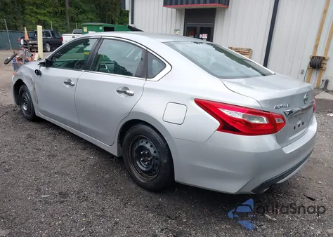 2016 Nissan Altima 2.5/2.5 S/2.5 Sl/2.5 Sr/2.5 Sv z USA, uszkodzony, nr VIN 1N4AL3AP5GN389097